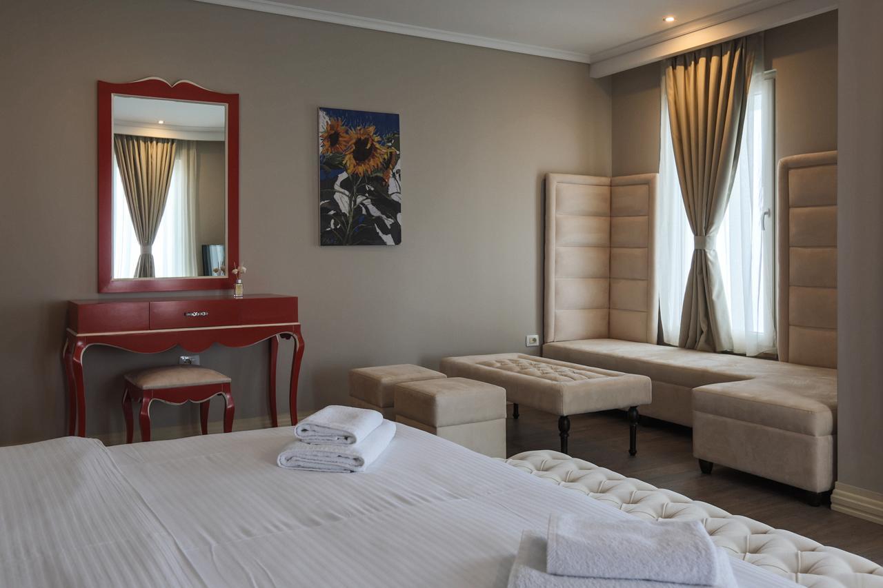 "L'Art De Vivre" Resort Korce Luaran gambar