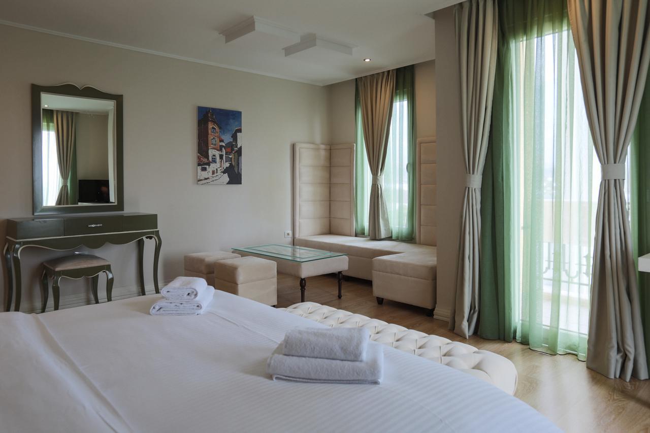 "L'Art De Vivre" Resort Korce Luaran gambar