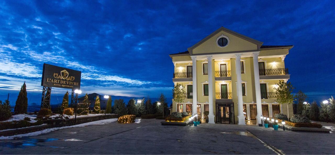 "L'Art De Vivre" Resort Korce Luaran gambar