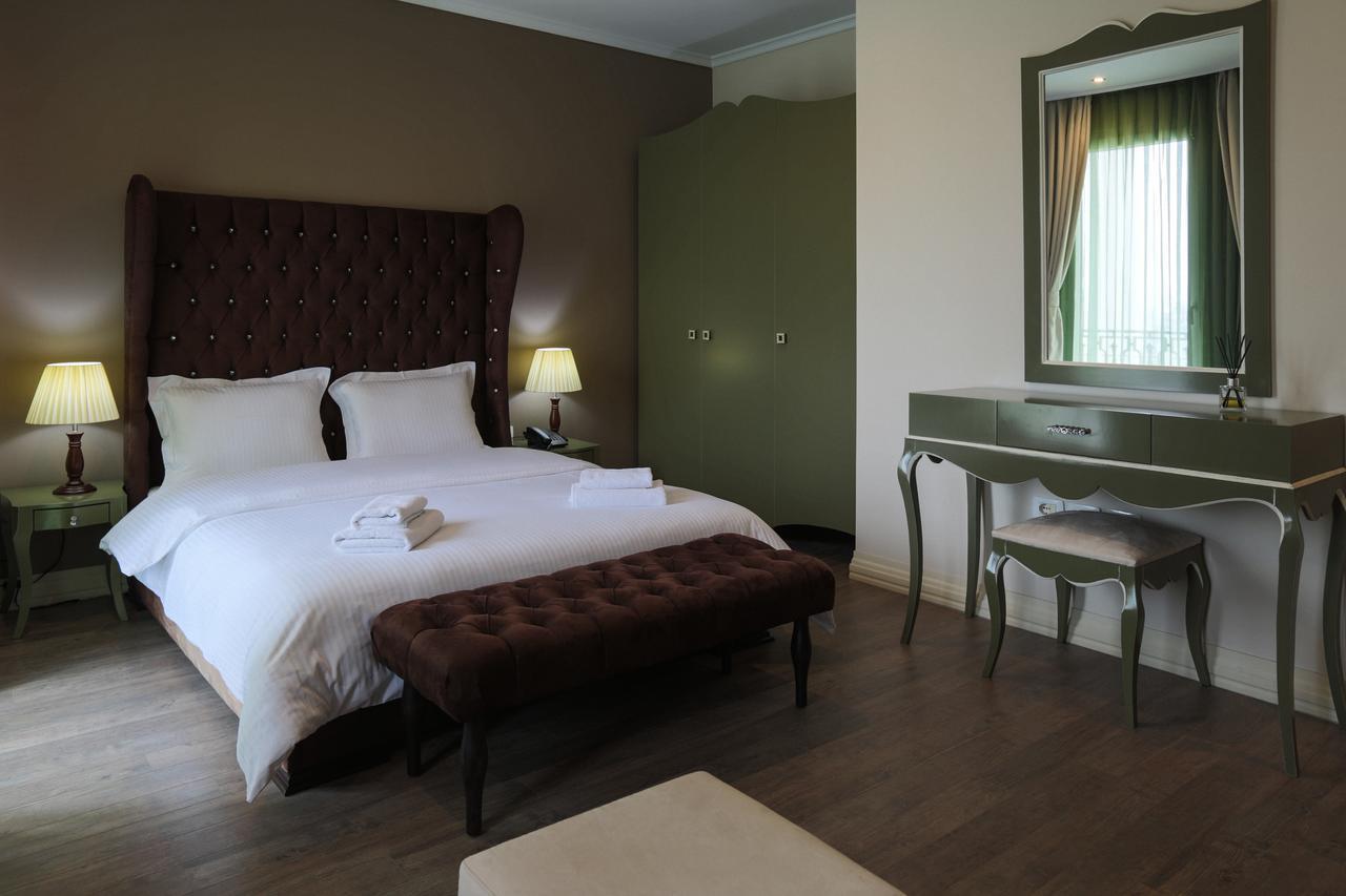 "L'Art De Vivre" Resort Korce Luaran gambar