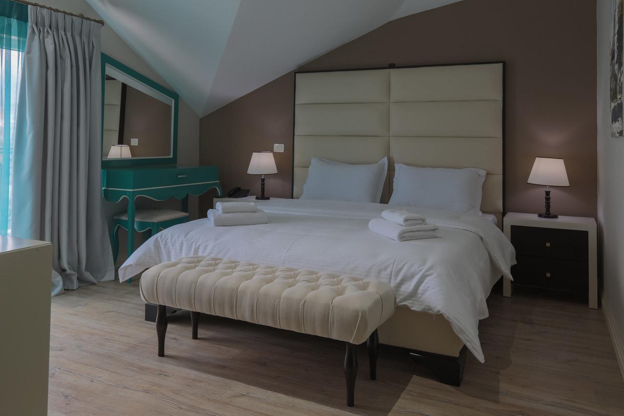 "L'Art De Vivre" Resort Korce Luaran gambar