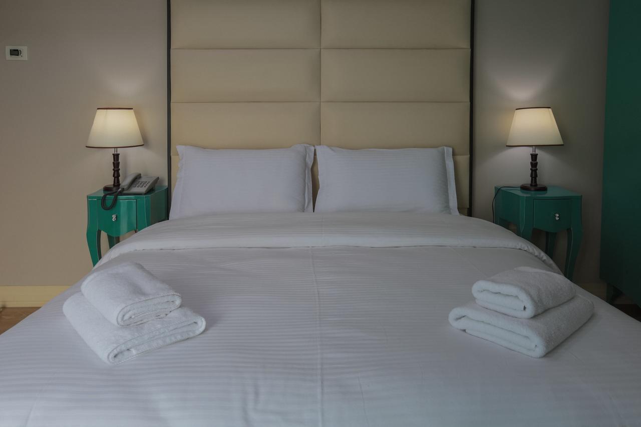 "L'Art De Vivre" Resort Korce Luaran gambar